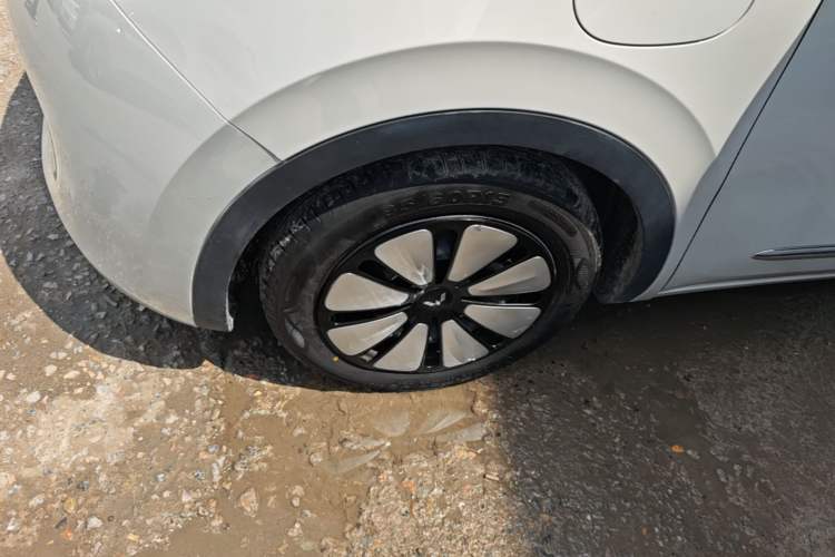 Used Wuling Bingo 2025 333 km Enjoyment Version Left Front Wheel Hub