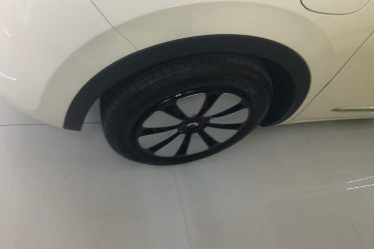 Used Wuling Bingo 2025 333 km Enjoyment Version Left Front Wheel Hub