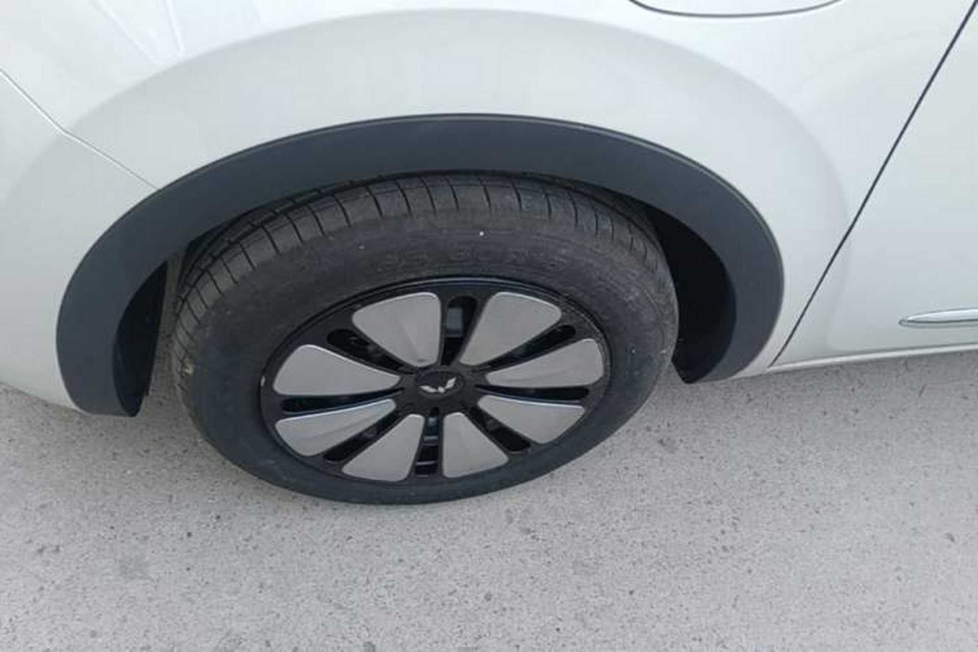 Used Wuling Bingo 2025 333 km Enjoyment Version Left Front Wheel Hub