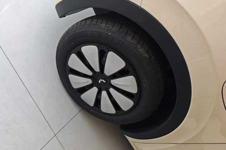 Used Wuling Bingo 2025 333 km Enjoyment Version Left Front Wheel Hub