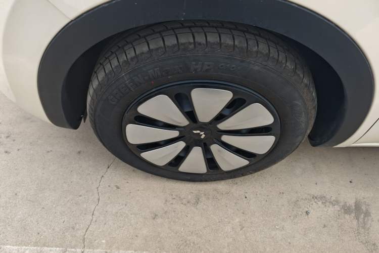 Used Wuling Bingo 2025 333 km Enjoyment Version Left Front Wheel Hub