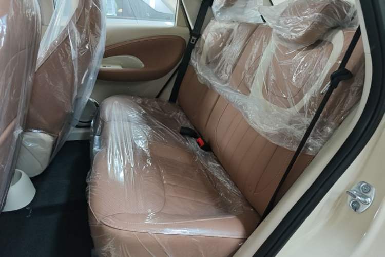 Used Wuling Bingo 2025 333 km Enjoyment Version Left Rear Seat