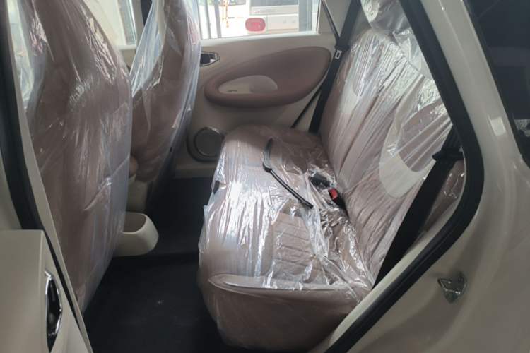 Used Wuling Bingo 2025 333 km Lingxi Connected Version Left Rear Seat