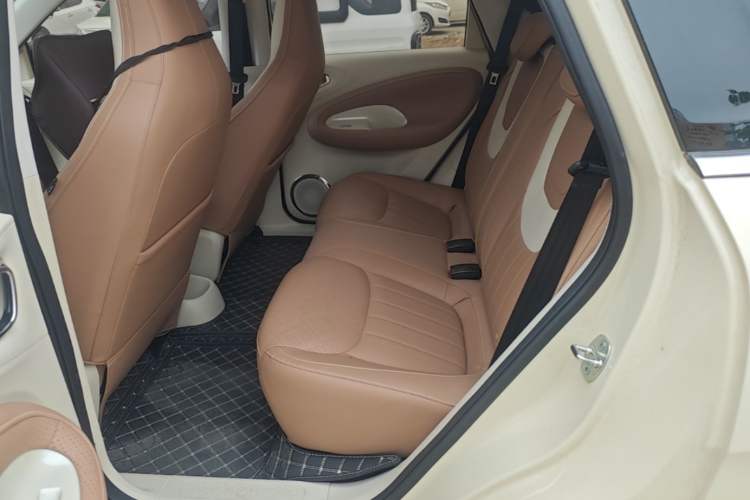 Used Wuling Bingo 2025 333 km Lingxi Deluxe Edition Left Rear Seat