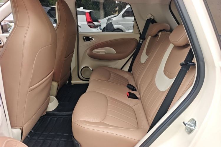 Used Wuling Bingo 2025 333 km Lingxi Deluxe Edition Left Rear Seat