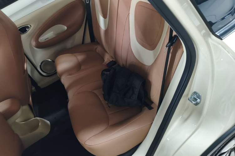 Used Wuling Bingo 2025 333 km Lingxi Deluxe Edition Left Rear Seat