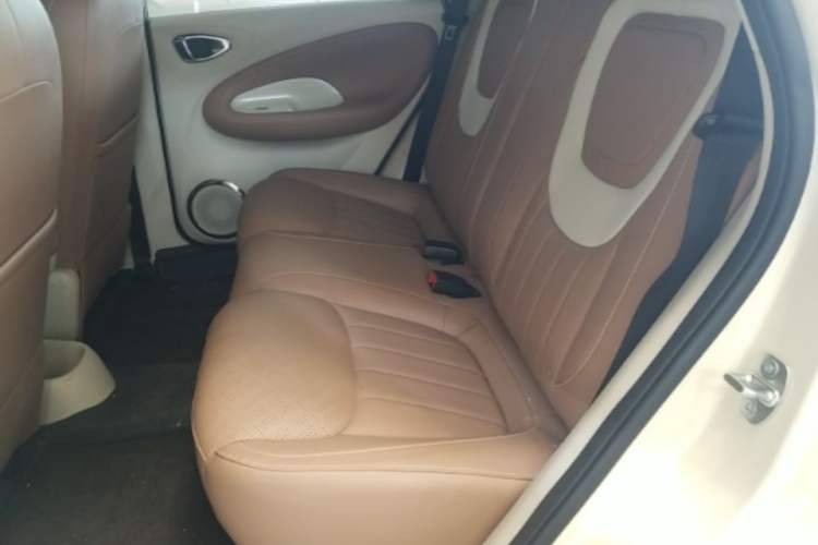 Used Wuling Bingo 2025 333 km Lingxi Connected Version Left Rear Seat