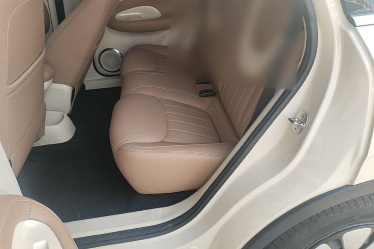 Used Wuling Bingo 2025 333 km Lingxi Connected Version Left Rear Seat