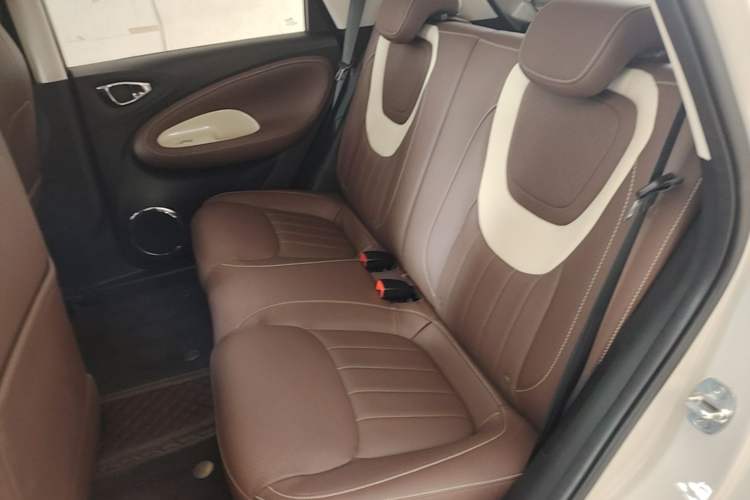 Used Wuling Bingo 2025 333 km Enjoyment Version Left Rear Seat