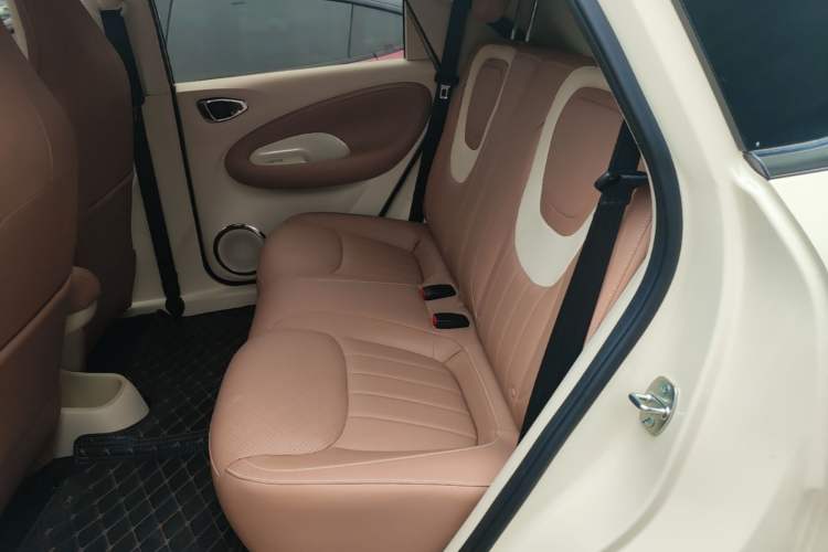 Used Wuling Bingo 2025 333 km Lingxi Connected Version Left Rear Seat
