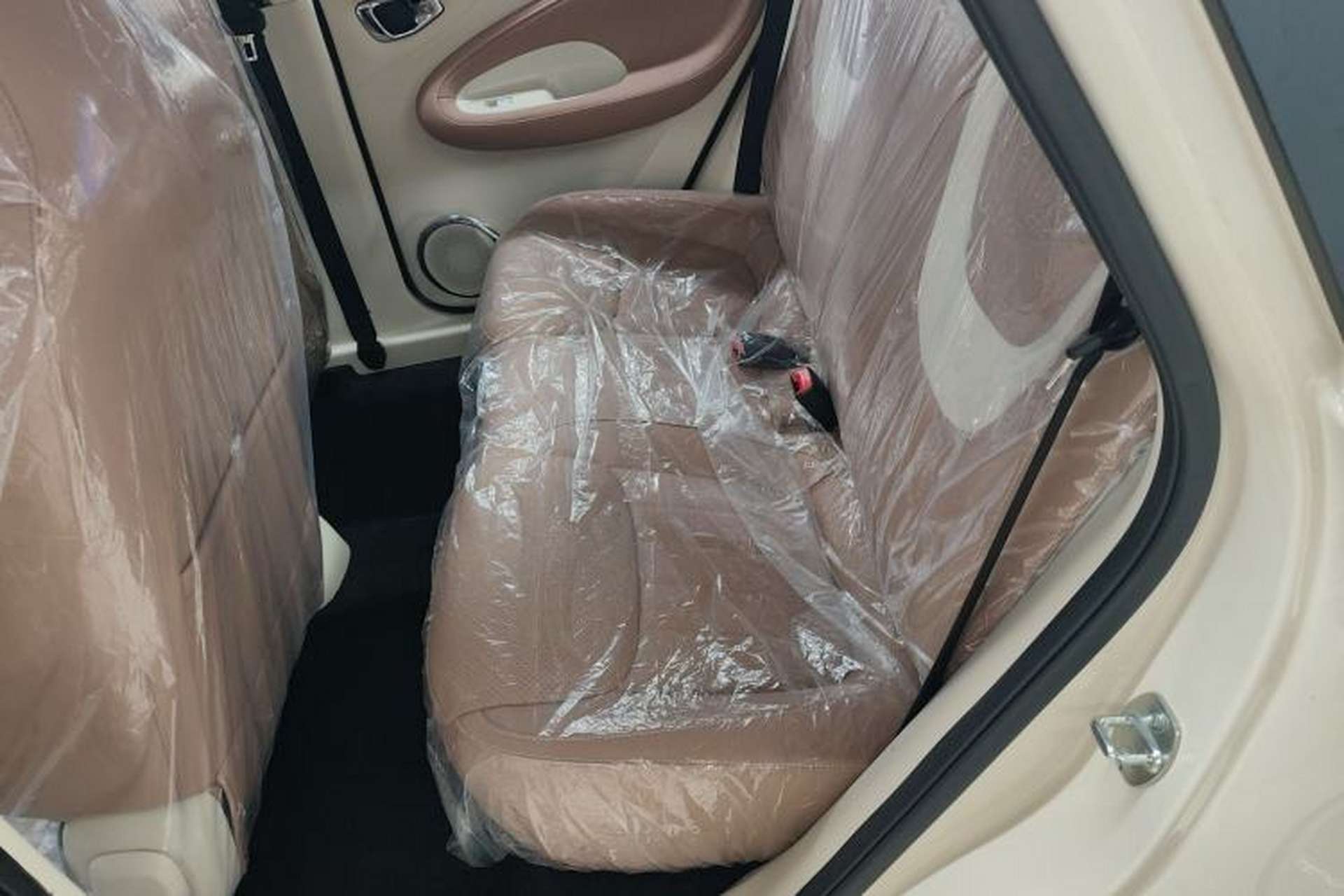 Used Wuling Bingo 2025 333 km Enjoyment Version Left Rear Seat