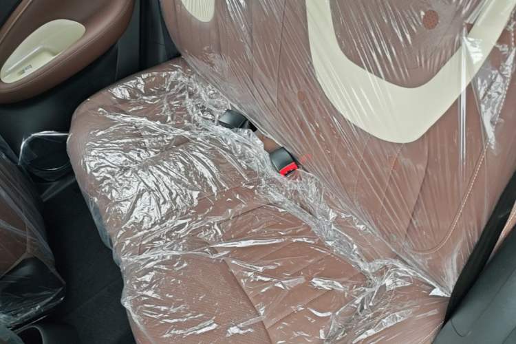 Used Wuling Bingo 2025 333 km Enjoyment Version Left Rear Seat