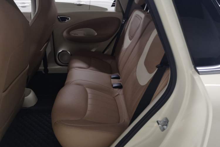 Used Wuling Bingo 2025 410 km Lingxi Deluxe Edition Left Rear Seat