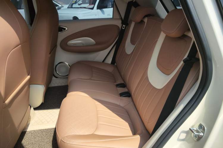 Used Wuling Bingo 2025 333 km Enjoyment Version Left Rear Seat