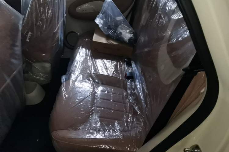 Used Wuling Bingo 2025 333 km Lingxi Connected Version Left Rear Seat