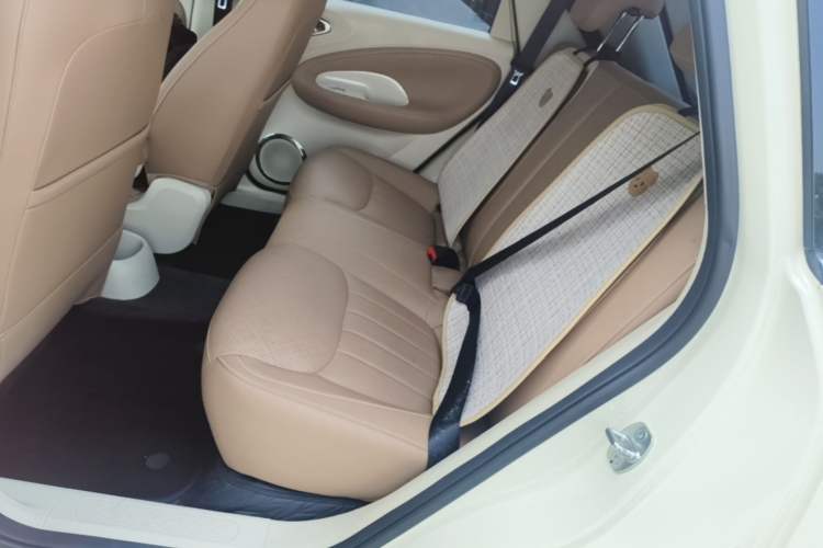 Used Wuling Bingo 2025 333 km Lingxi Connected Version Left Rear Seat