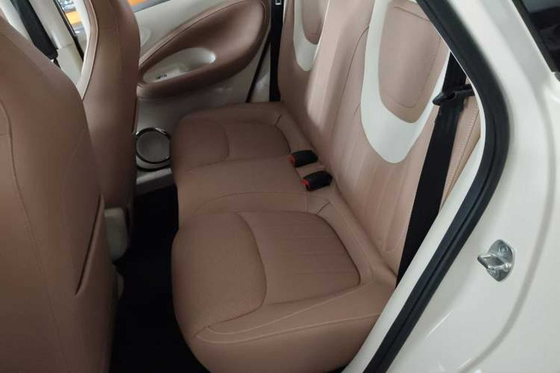 Used Wuling Bingo 2025 333 km Lingxi Connected Version Left Rear Seat