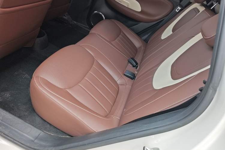 Used Wuling Bingo 2025 333 km Enjoyment Version Left Rear Seat