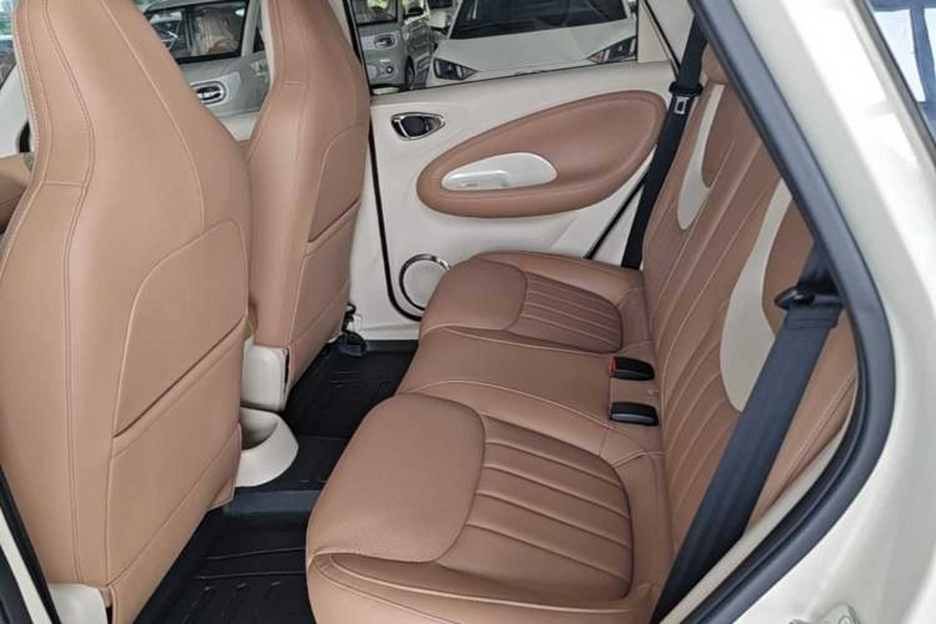 Used Wuling Bingo 2025 410 km Lingxi Deluxe Edition Left Rear Seat
