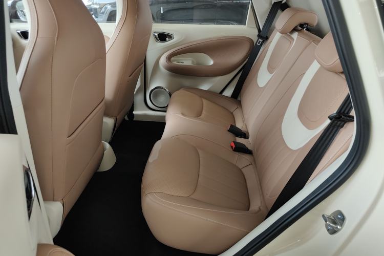 Used Wuling Bingo 2025 333 km Enjoyment Version Left Rear Seat