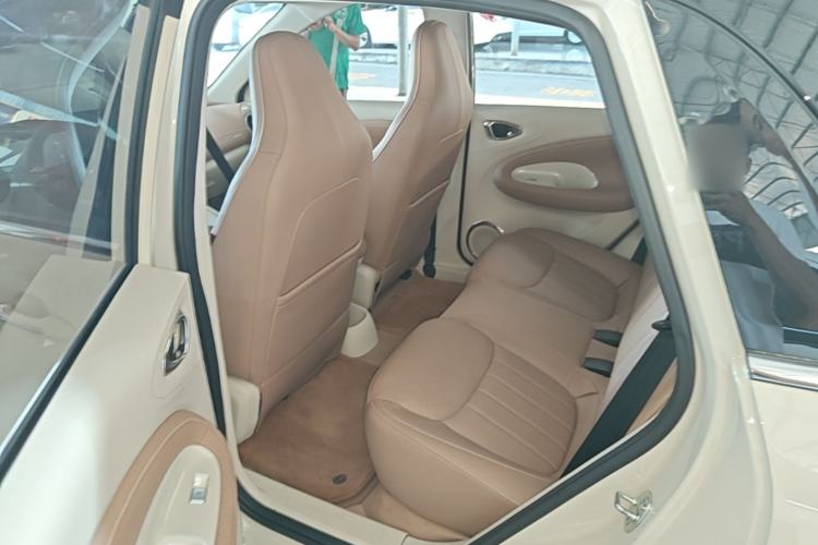 Used Wuling Bingo 2025 410 km Lingxi Deluxe Edition Left Rear Seat
