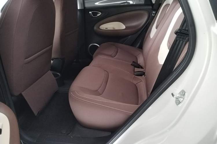 Used Wuling Bingo 2025 203km Light Edition Left Rear Seat