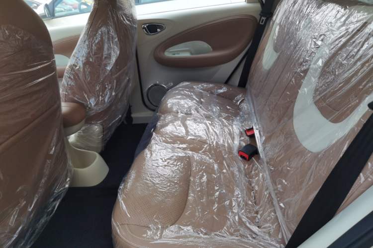 Used Wuling Bingo 2025 333 km Lingxi Connected Version Left Rear Seat
