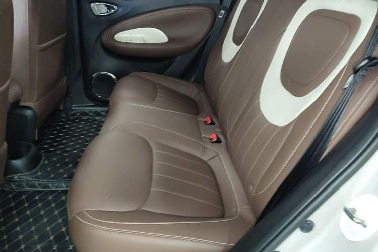 Used Wuling Bingo 2025 333 km Lingxi Connected Version Left Rear Seat