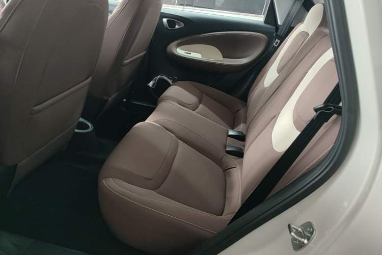 Used Wuling Bingo 2025 203km Light Edition Left Rear Seat