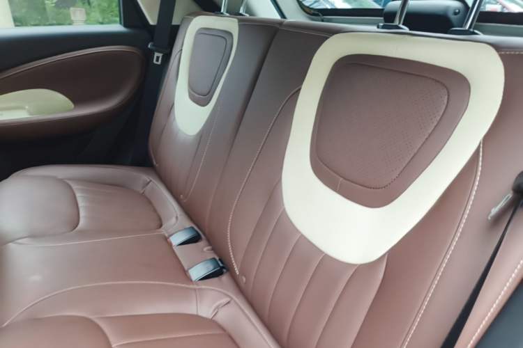 Used Wuling Bingo 2025 333 km Enjoyment Version Left Rear Seat