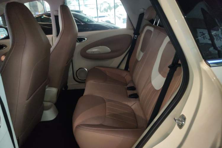 Used Wuling Bingo 2025 410 km Lingxi Deluxe Edition Left Rear Seat