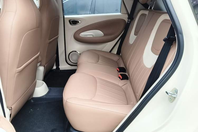 Used Wuling Bingo 2025 333 km Enjoyment Version Left Rear Seat