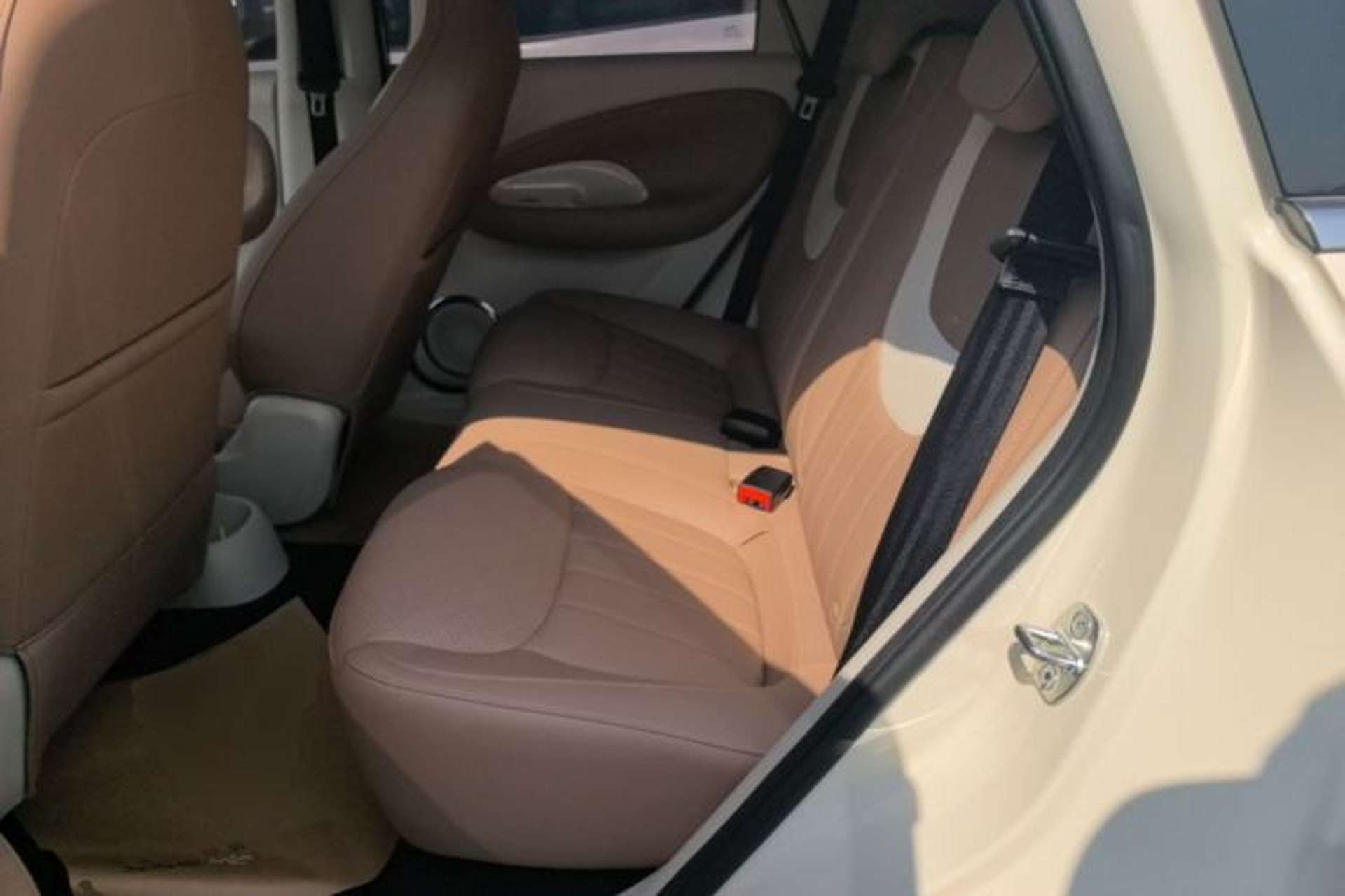 Used Wuling Bingo 2025 333 km Enjoyment Version Left Rear Seat