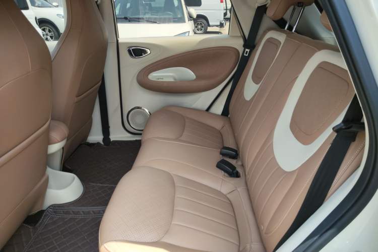 Used Wuling Bingo 2025 410 km Lingxi Deluxe Edition Left Rear Seat