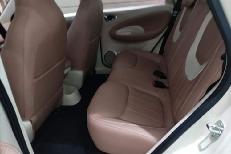Used Wuling Bingo 2025 333 km Enjoyment Version Left Rear Seat