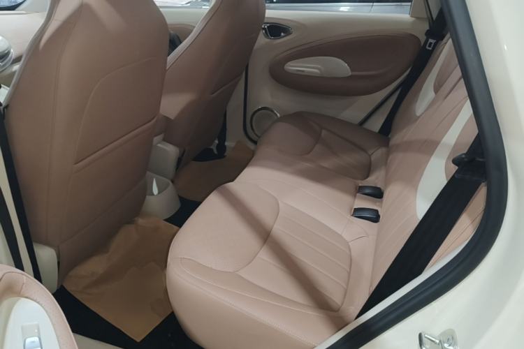 Used Wuling Bingo 2025 410 km Lingxi Deluxe Edition Left Rear Seat