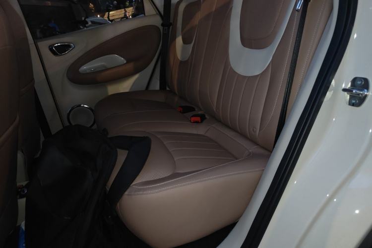 Used Wuling Bingo 2025 333 km Lingxi Connected Version Left Rear Seat