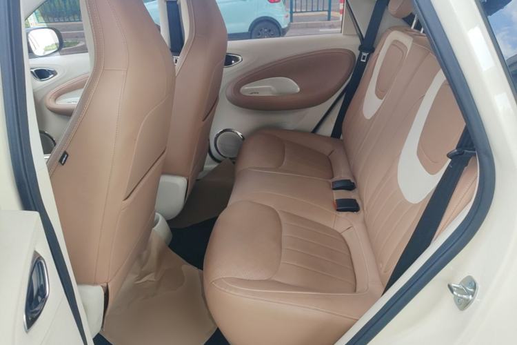 Used Wuling Bingo 2025 333 km Lingxi Deluxe Edition Left Rear Seat