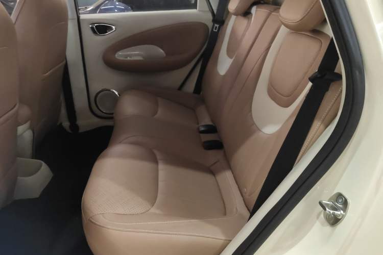Used Wuling Bingo 2025 410 km Lingxi Deluxe Edition Left Rear Seat