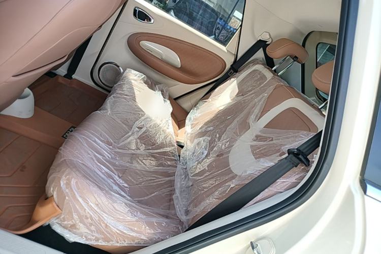 Used Wuling Bingo 2025 333 km Lingxi Deluxe Edition Left Rear Seat