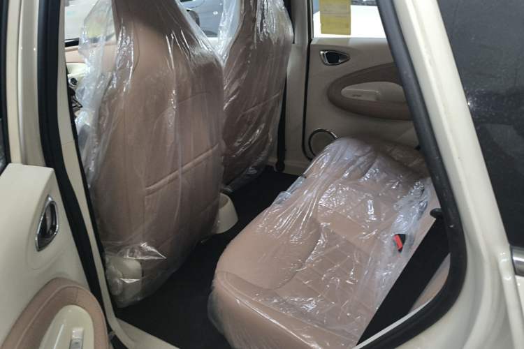 Used Wuling Bingo 2025 333 km Enjoyment Version Left Rear Seat
