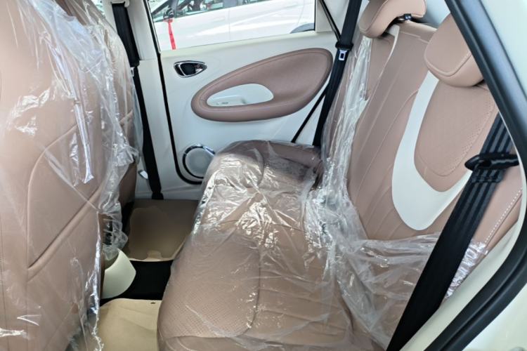 Used Wuling Bingo 2025 333 km Enjoyment Version Left Rear Seat