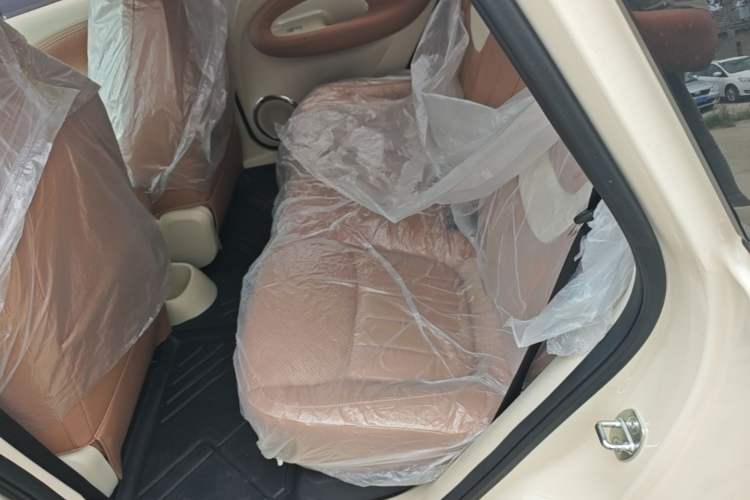 Used Wuling Bingo 2025 333 km Enjoyment Version Left Rear Seat