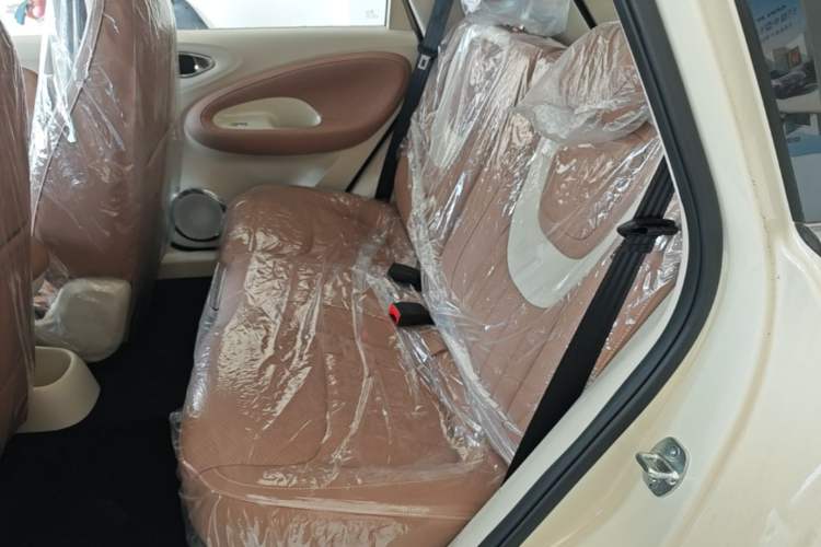 Used Wuling Bingo 2025 333 km Enjoyment Version Left Rear Seat