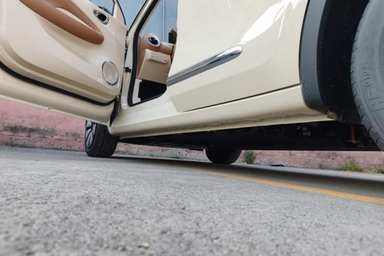 Used Wuling Bingo 2025 333 km Enjoyment Version Left Side Sill