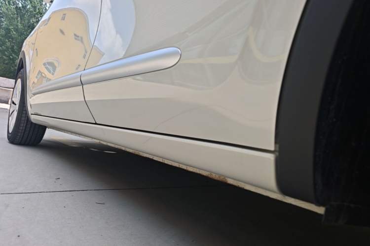 Used Wuling Bingo 2025 203km Light Edition Left Side Sill