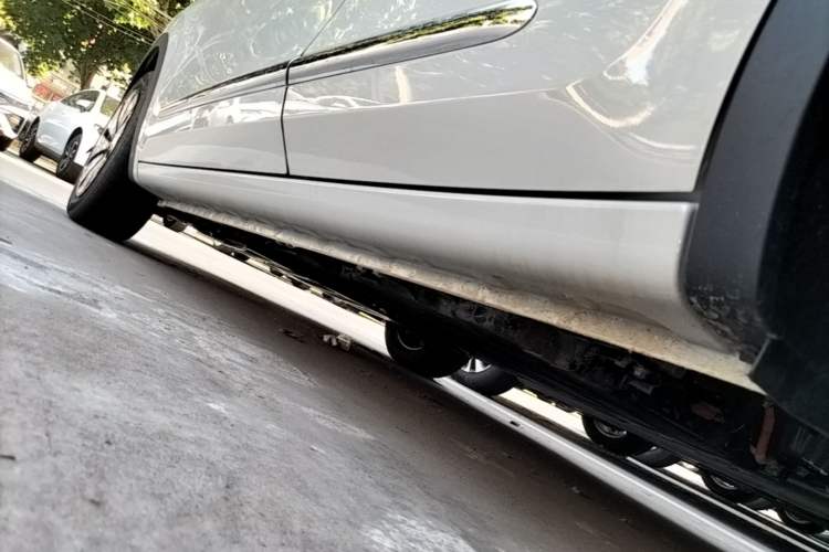Used Wuling Bingo 2025 333 km Enjoyment Version Left Side Sill