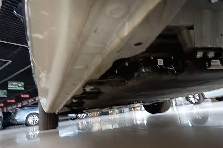 Used Wuling Bingo 2025 333 km Lingxi Deluxe Edition Left Side Sill