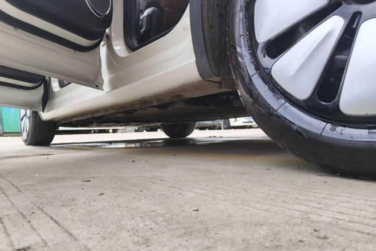 Used Wuling Bingo 2025 333 km Enjoyment Version Left Side Sill