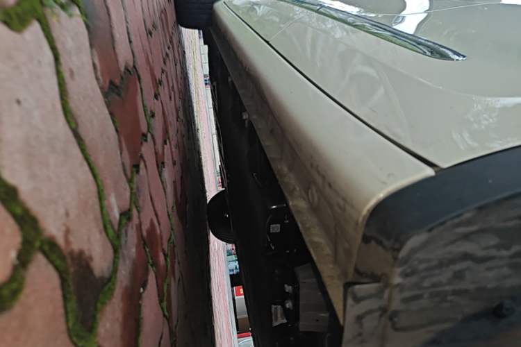 Used Wuling Bingo 2025 333 km Enjoyment Version Left Side Sill
